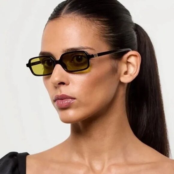 NWT MIU MIU SUNGLASSES BLACK GREEN